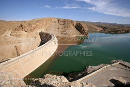 Image du Maroc Professionnelle de  Le barrage Laghrasse "dit barrage Hassan II", il se situe à 50 km au sud est de Taourirte au nord du Maroc, Samedi 10 Février 2006, ce barrage fournit en eau potable  le barrage Mohammed V qui sert de lien pour Machraa Hammadi,  ce dernier permet l'approvisionnement des centre de Taourirte et El Aïoun Sidi Mellouk. (Photo / Abdeljalil Bounhar) 